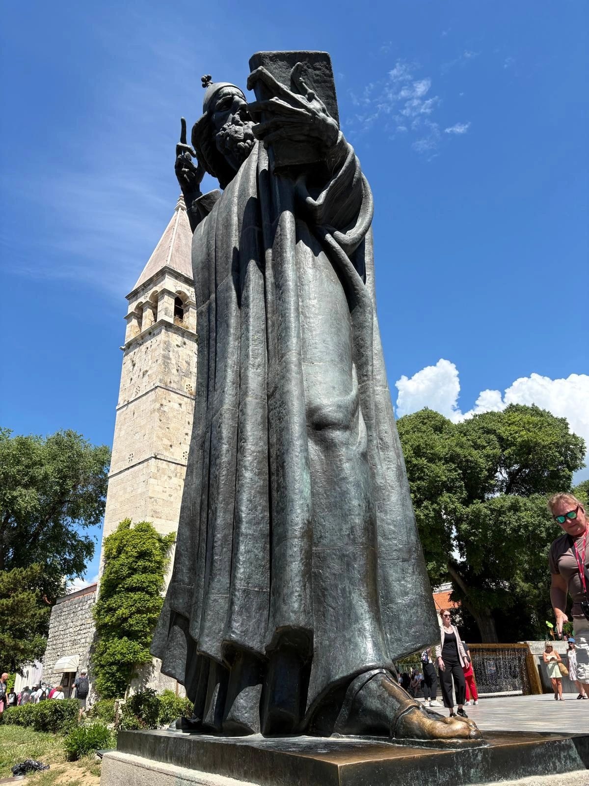 Esperanza Tour